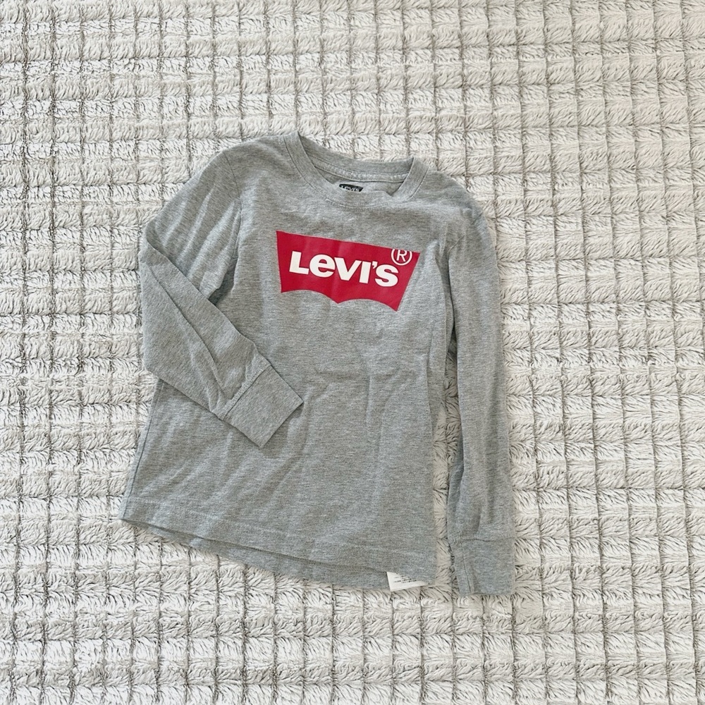 Levi’s Boys Medium Shirt